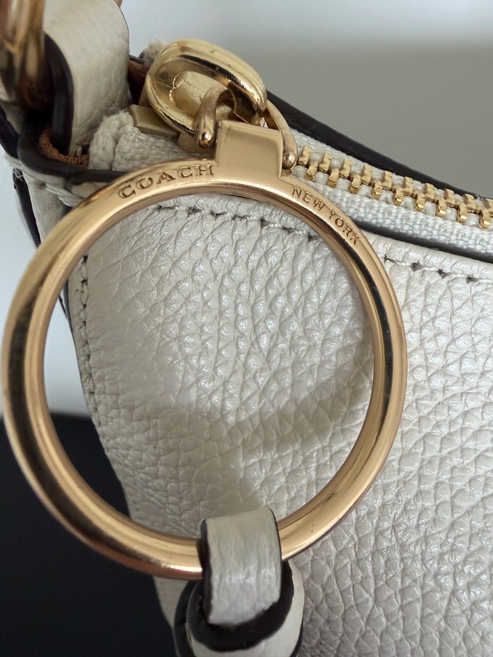 Coach Sutton 52548 Pebbled Leather Hobo Shoulder Bag Chalk Gold Tassel - Picture 4 of 12